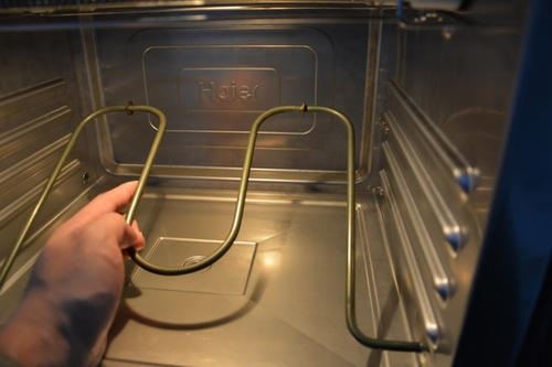 How to change the heating tube of household oven