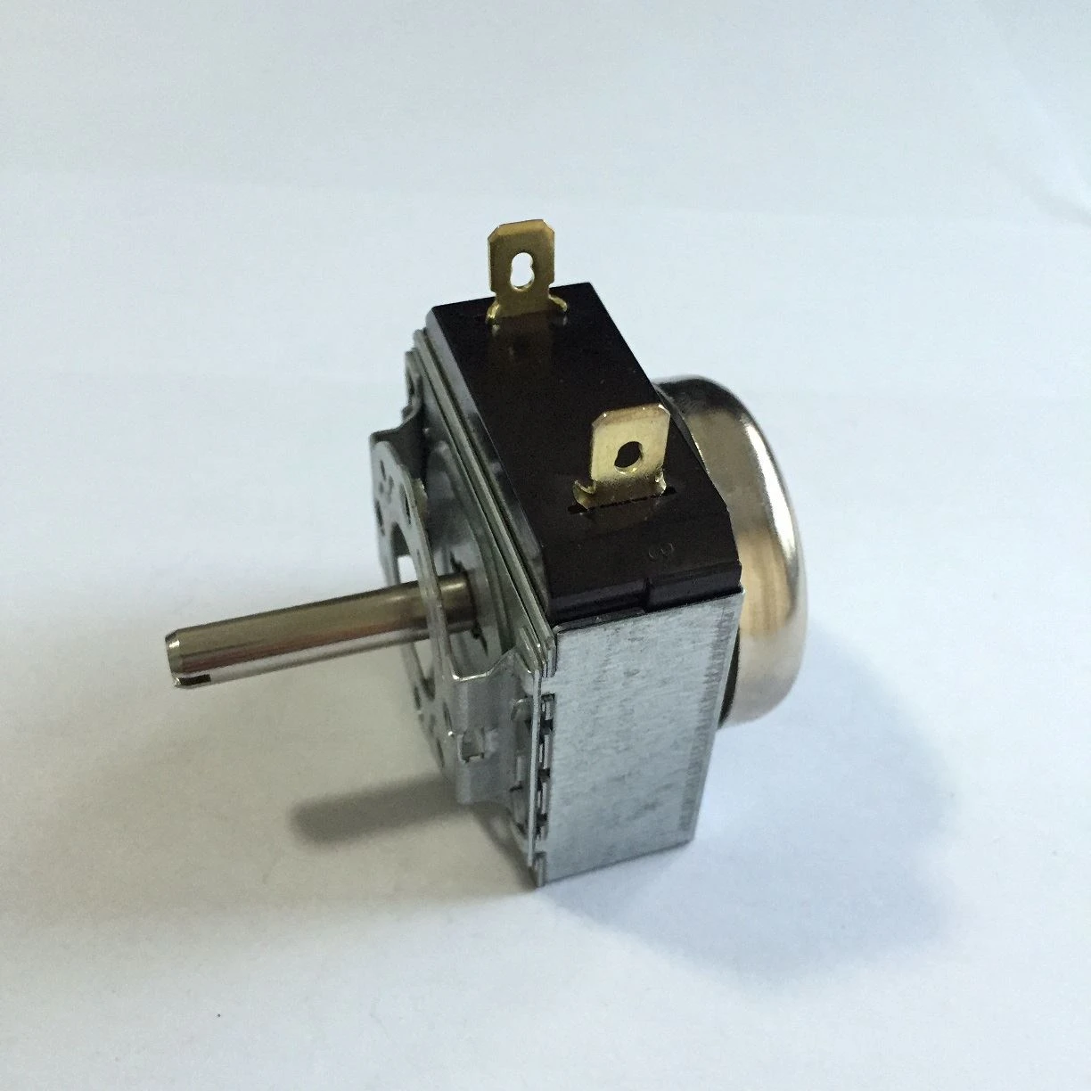 The importance of the mechanical timer on the fryer