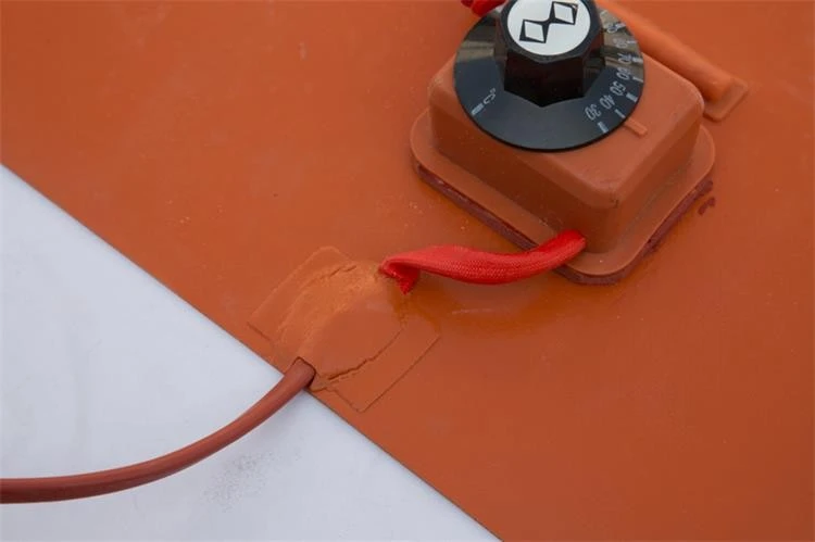 Silicone rubber heater for high temperature sterilization pot