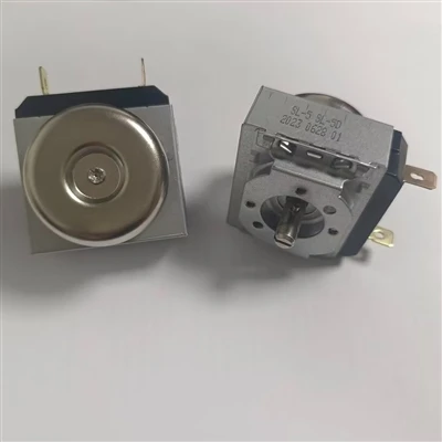 How does the mechanical timer serve as a backup in case of electrical failures?
